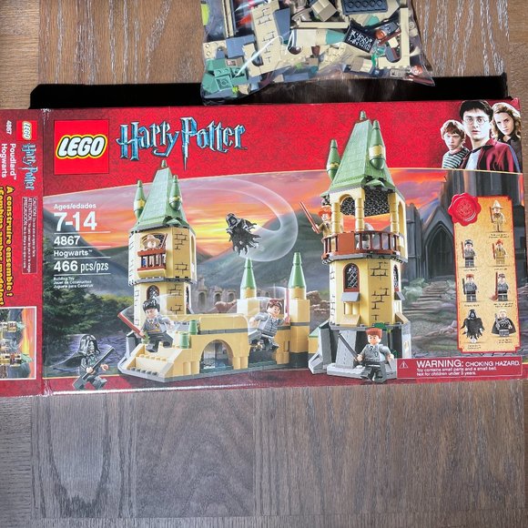 Lego Harry Potter Hogwarts Castle 2010 Retired 100% Complete  Harry Potter \